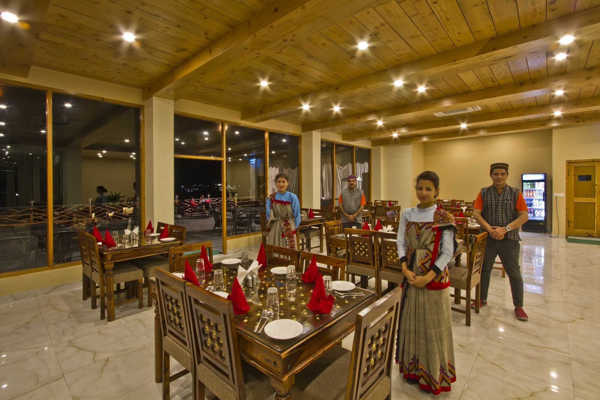 Snow Flakes Resort And Spa Centrally Heated Luxury Resort 마날리 외부 사진